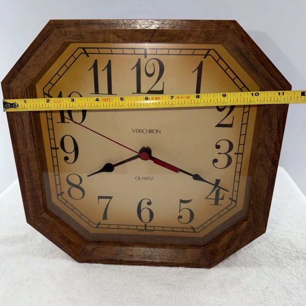 Harris & Mallow Vintage Verichron Quartz Wood Wall Clock Octagonal MCM USED